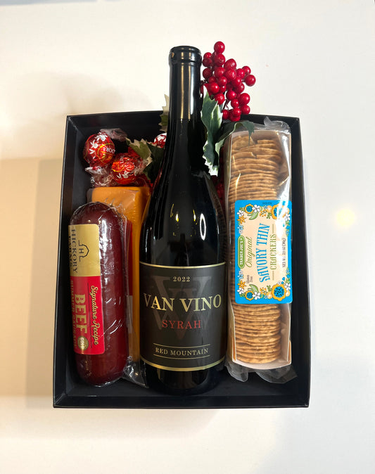 Syrah & Hickory Farms set