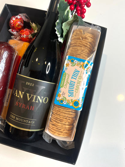 Syrah & Hickory Farms set