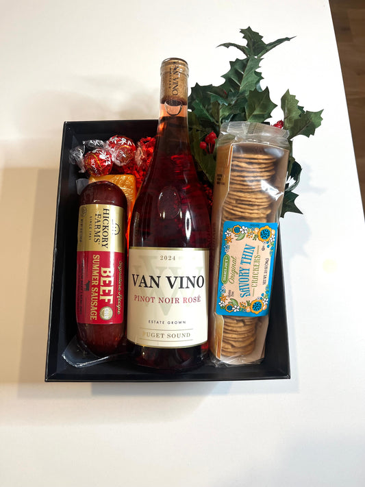 Rose & Hickory Farms set